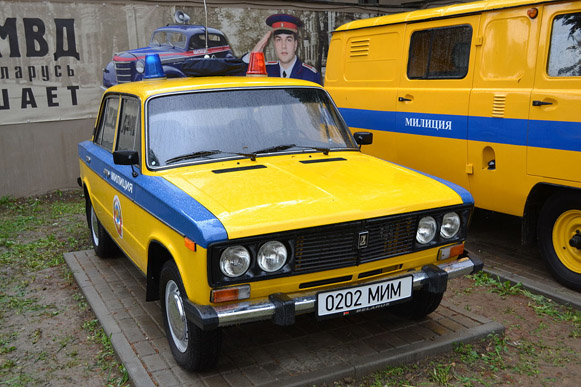 Image - Soviet militia patrol car